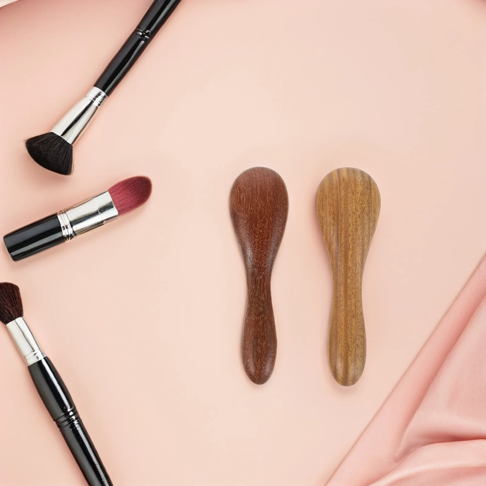 ไม้กัวซาหน้าไม้จันทน์หอมสีเขียวทอง 2 ชิ้น ดีไซน์ตามหลักสรีรศาสตร์ สำหรับทาหน้ากากและนวดผ่อนคลาย