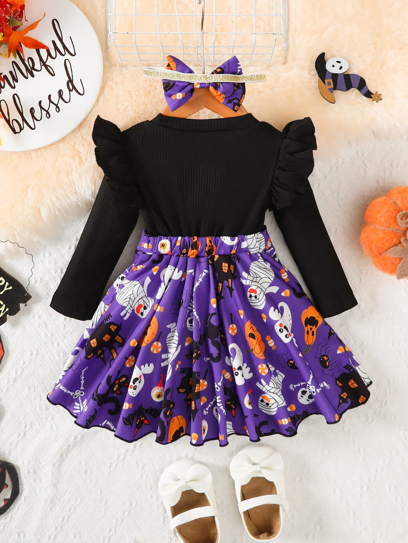 Girls' Halloween Dress Flying Sleeves, Featuring a Small Devil Stamp Dress and Bow for 1-4 Years Girls' Halloween Holiday Dress
