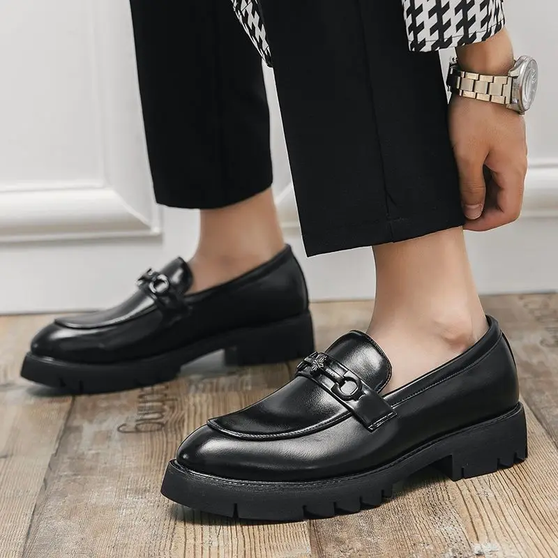 buckle Loafer Men Slip on Driving Moccas Mens Comfortable Leather Shoes for Men pointed Toe Fashion Man Casual Shoes b84
