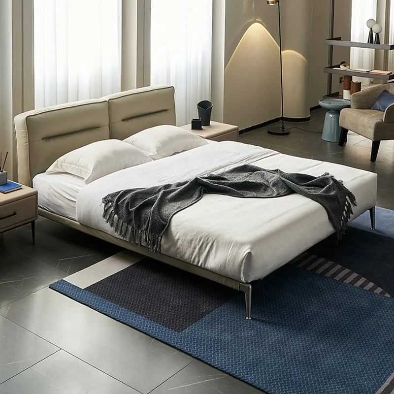 Italian minimalist master bedroom leather soft bed high-end atmospheric first layer cowhide steel frame light luxury bed