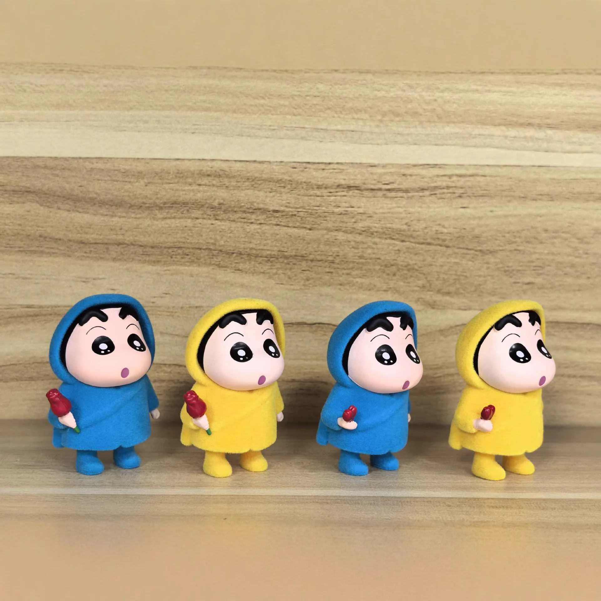 

4 шт./компл. аниме карандаш Шин-тян Q версия стоячая поза брелок рюкзак кулон мобильный декор стола коллекционные подарки