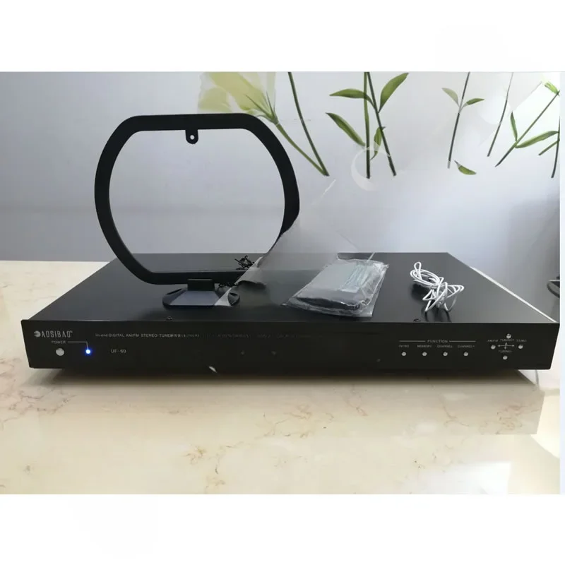 

UF60 high-precision ultra-thin radio head AM/FM tuner home engineering broadcasting, dynamic level spectrum display