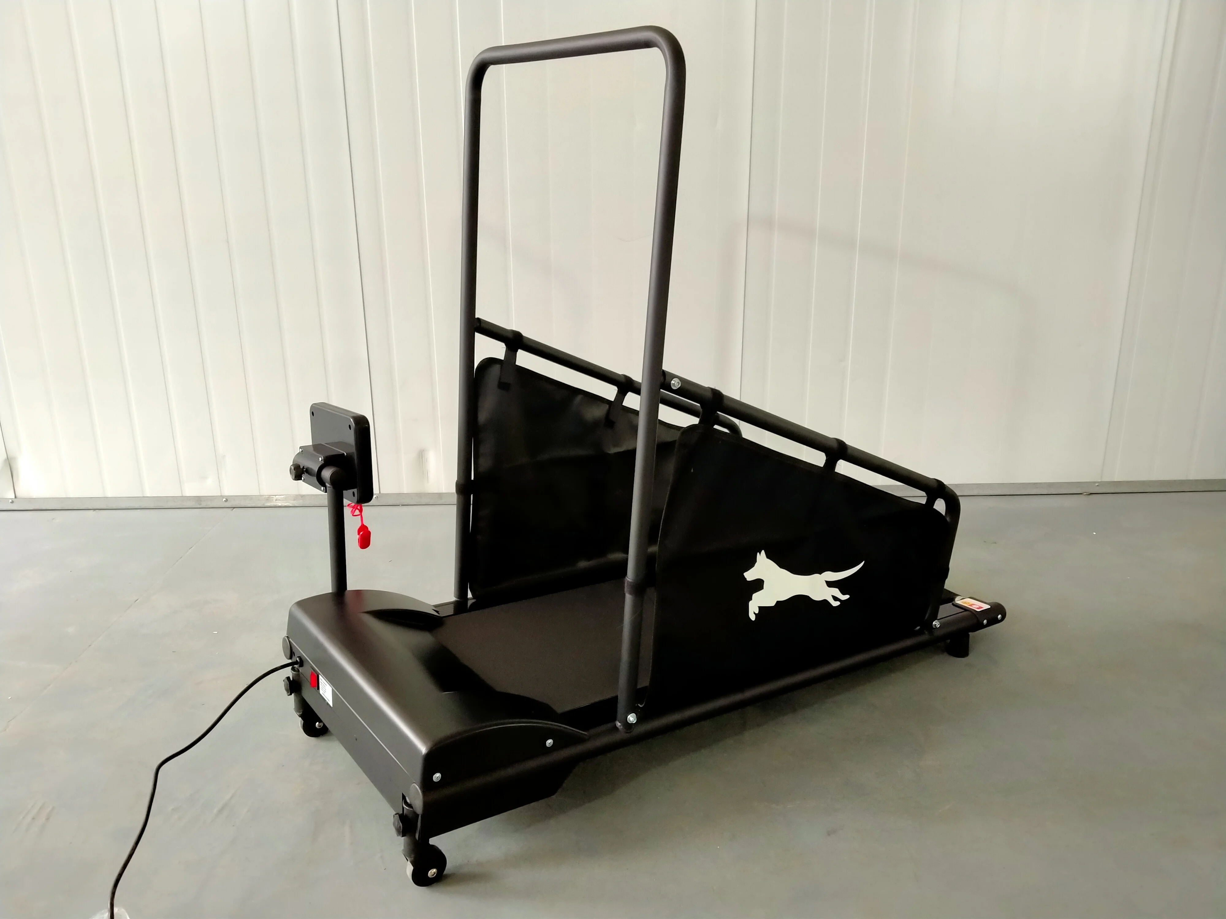 STLF SHULI Gym متعددة الوظائف الكهربائية الكلب مفرغة فائقة الهدوء امتصاص الصدمات معدات التدريب LED 100 كجم وسادة المشي