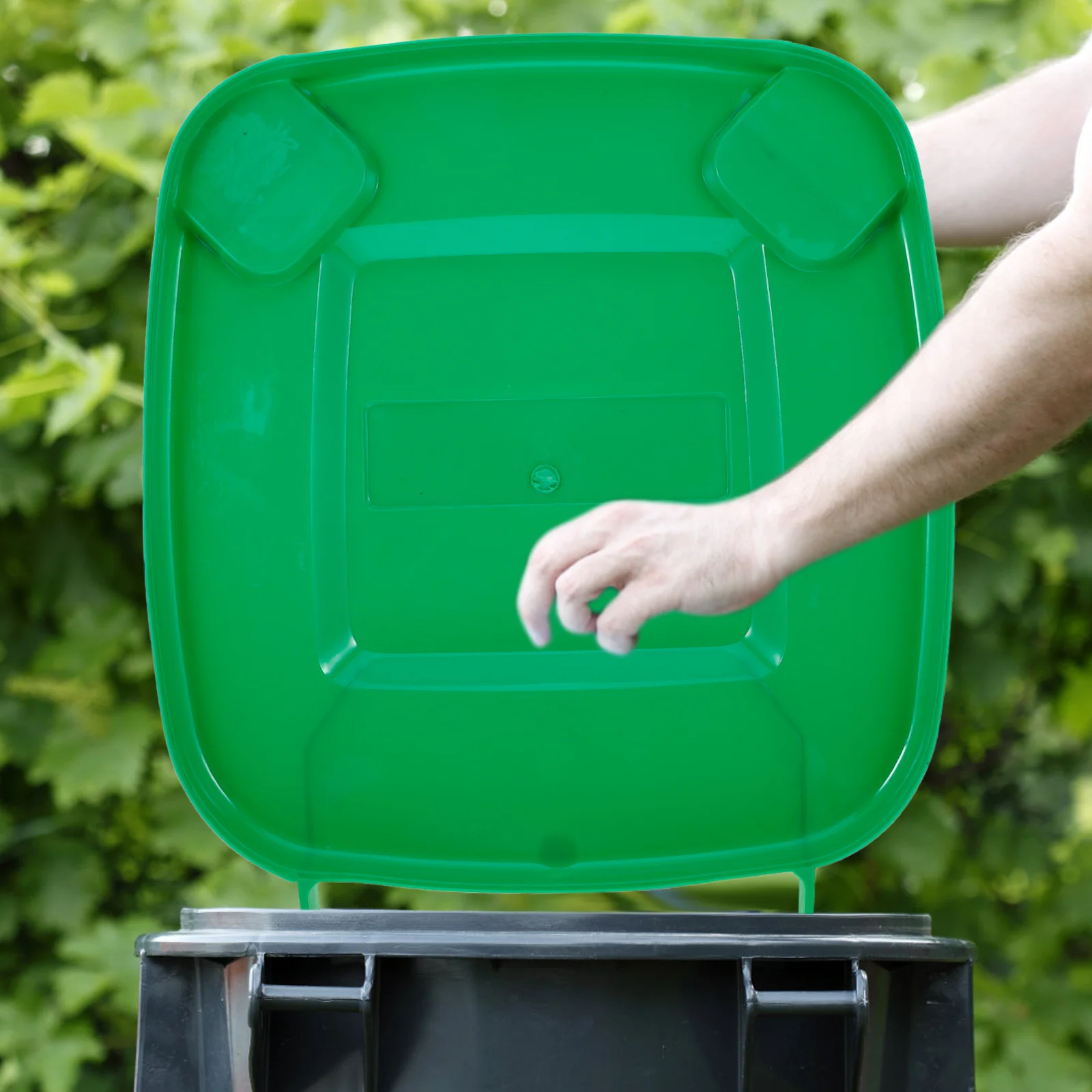 

Plastic Trash Can Lid Replacement for Outdoor Garbage Bin Large Capacity Square Heavy Duty Cover Universal Fit for Garden Park