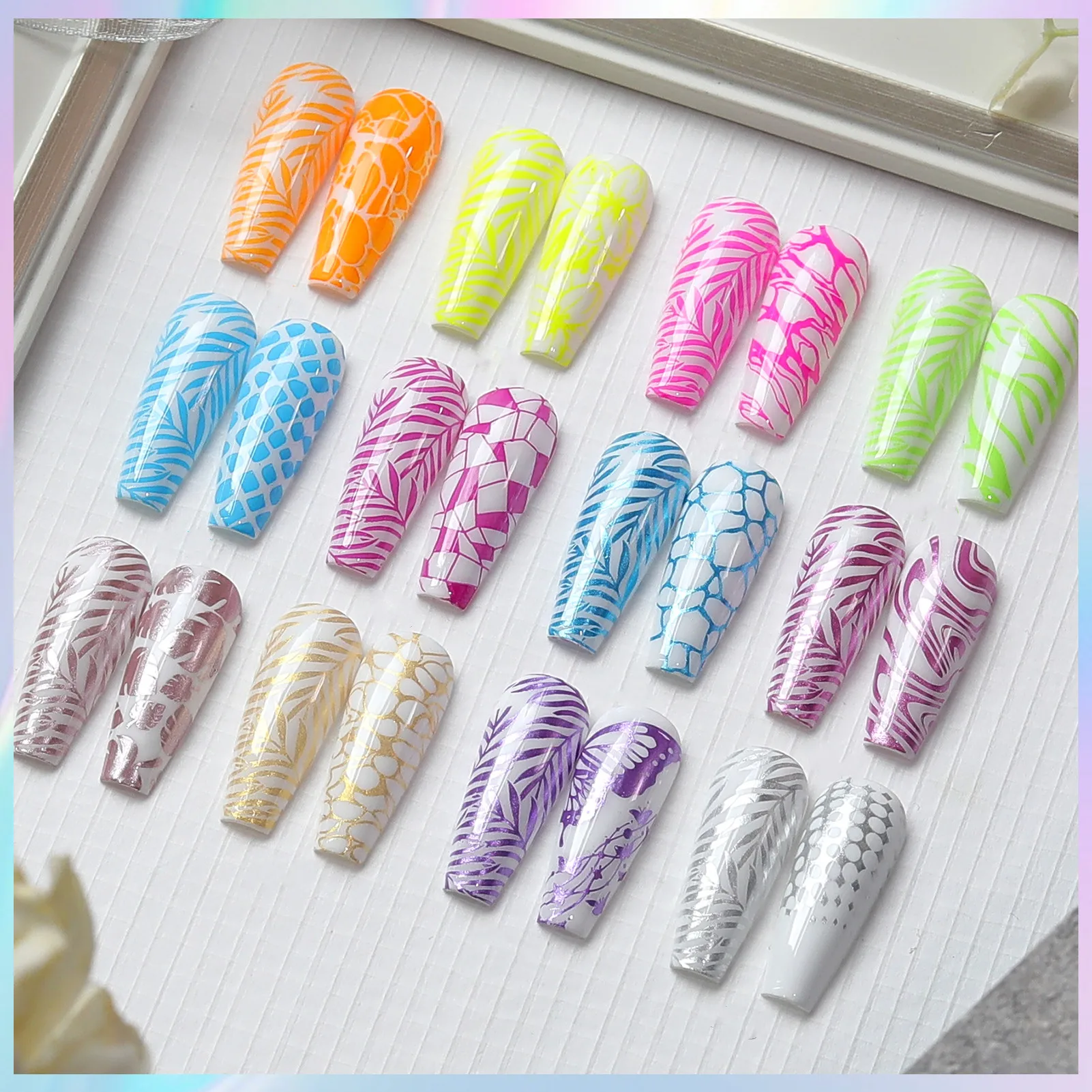 BORN PRETTY 4/6/8pcs Black White Nail Stamping Polish Varnish Set Kits Gold Silver for Nail Art Plates Stamp Oil Stamping Series