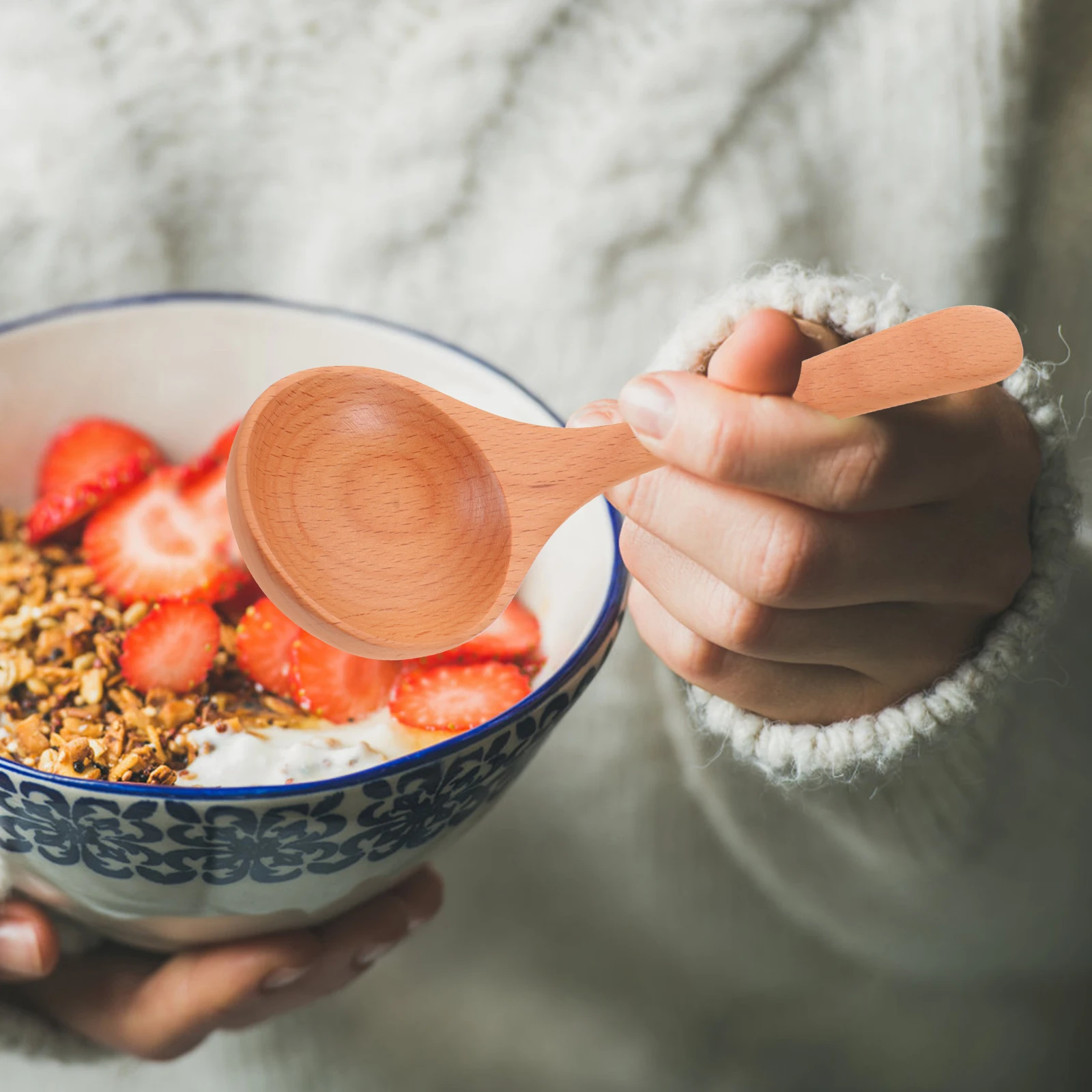 

2Pcs Birch Wood Long Handle Wooden Spoons Fine Craftsmanship Anti-Scald Rustproof Multi-Function Soup Spoon for Home Kitchen