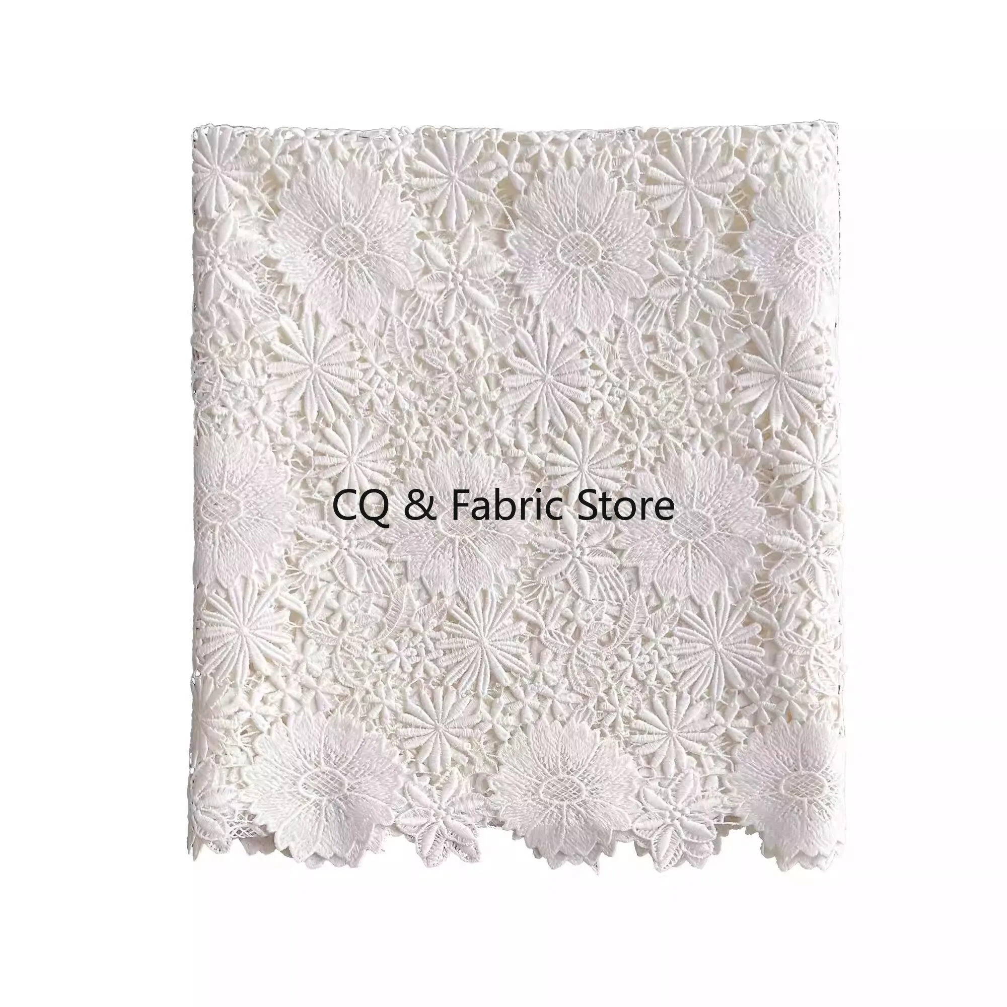 Tela de encaje blanco puro soluble en agua flor ahuecada bordado para vestido de mujer ropa tela decorativa