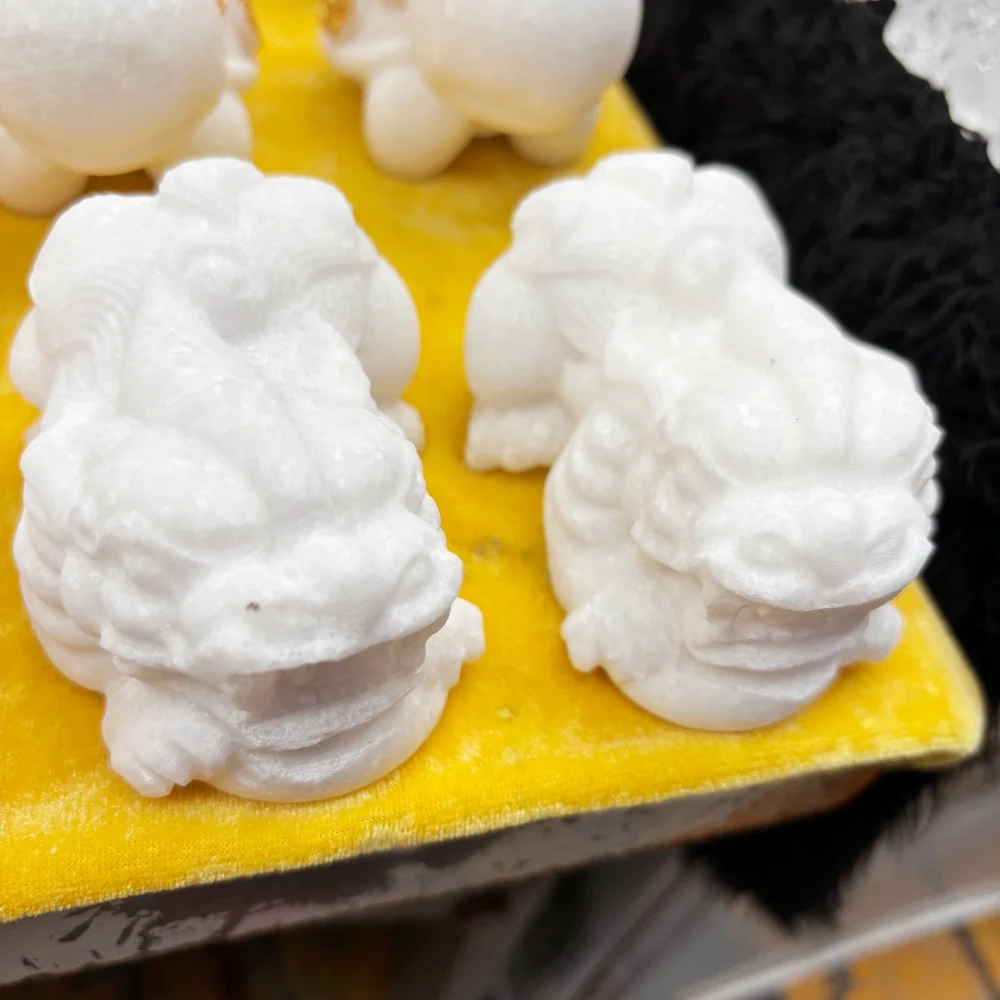 2pcs Natural White Marble Jade Pixiu Carving Crystal Fengshui Healing Ornament for Home Decoration Fashion Lucky Gift