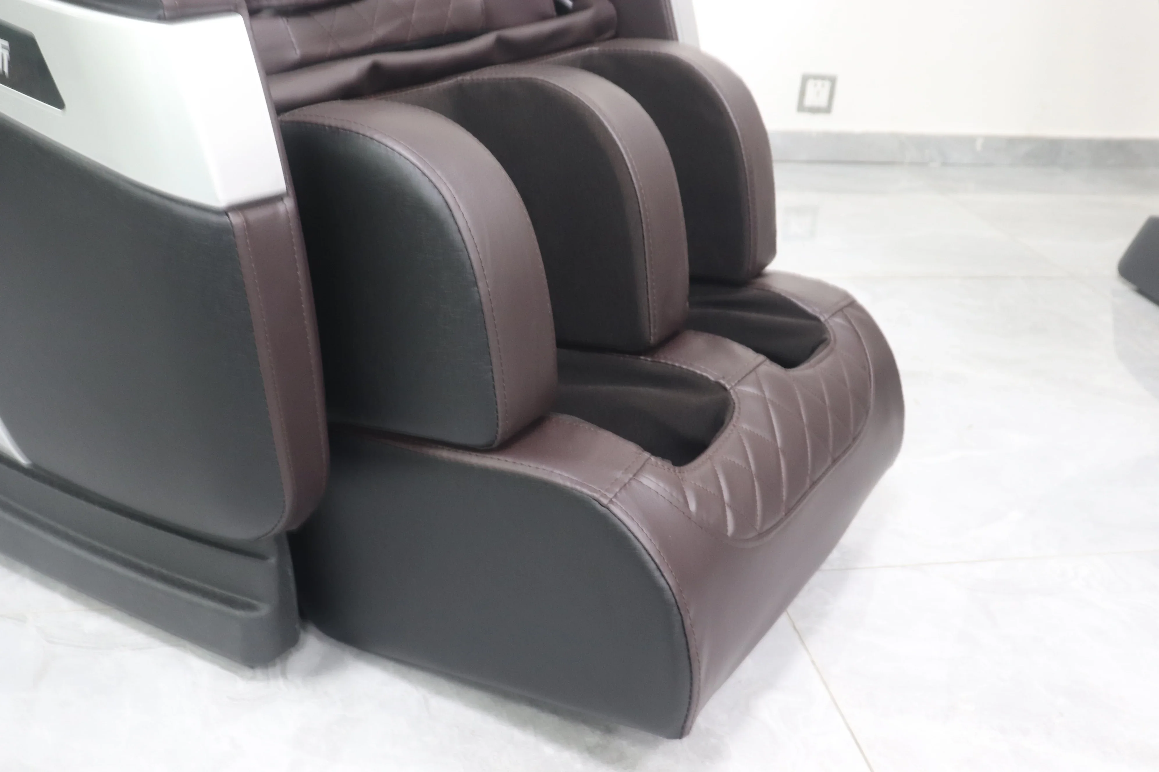 Chaise de massage avec commande vocale, télécommande simple, zéro gravité, musique complète du corps, OEM Premium, Malaisie, usine, vente en gros, nouveau