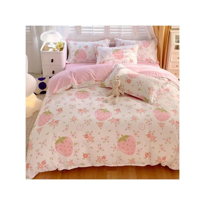 

3-х предметный комплект пододеяльников с клубничным принтом, постельное белье с клубничным принтом, пододеяльник из микрофибры, декор для спальни размера «queen-size», идеальный подарок