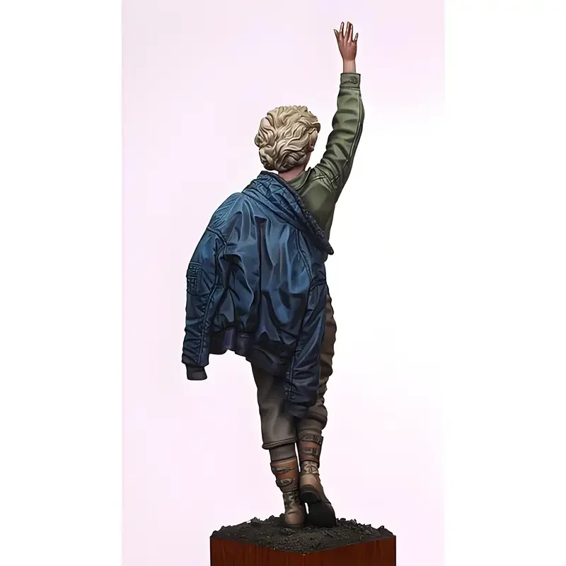 1/16 Resin Marilyn Monroe Model - White Mold, Military Theme, Unassembled & Unpainted Kit