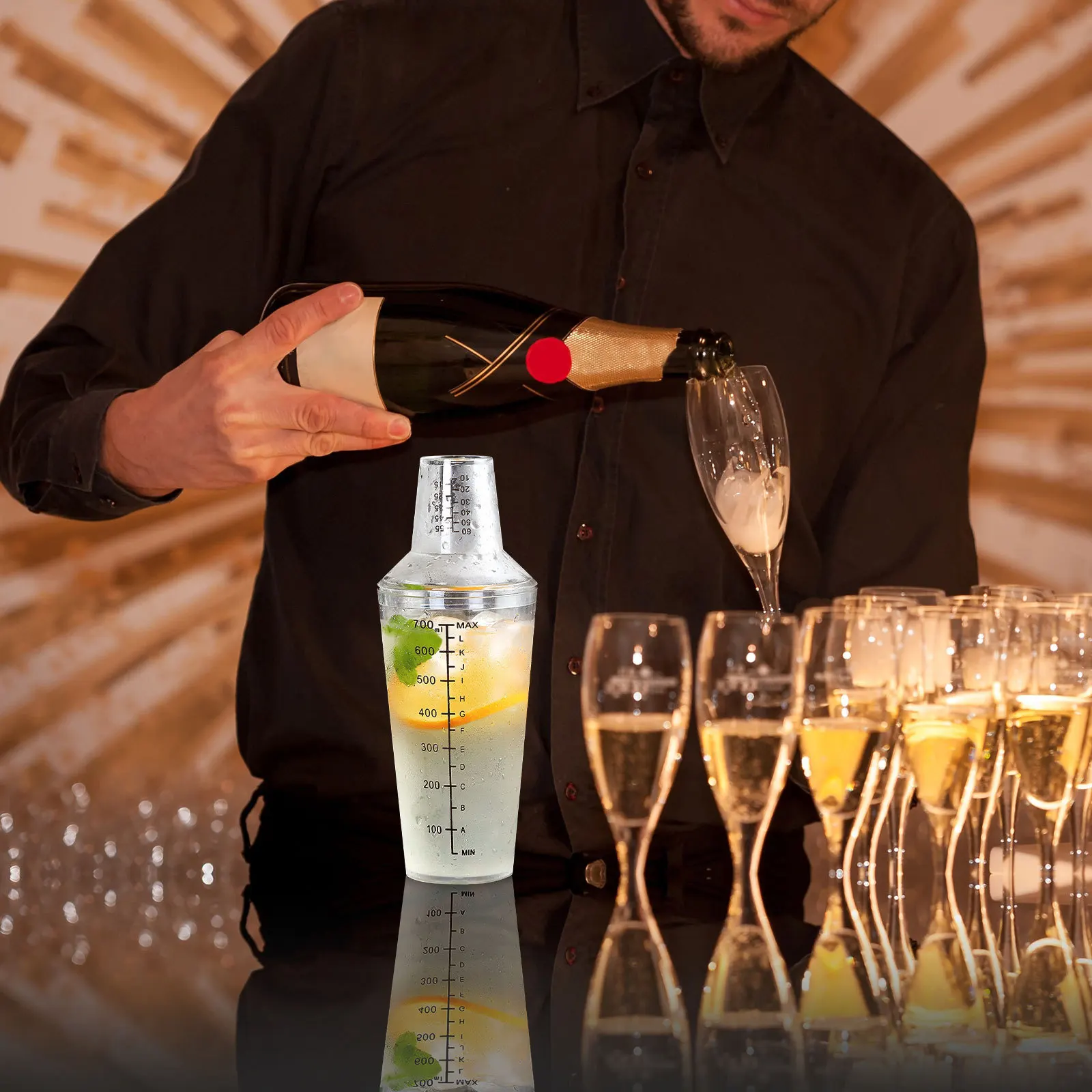 

Cocktail Shaker Transparent Creative Two-Stage Design Leakproof Drink Maker Milk Tea Mixer Bar Cocktail Shaker