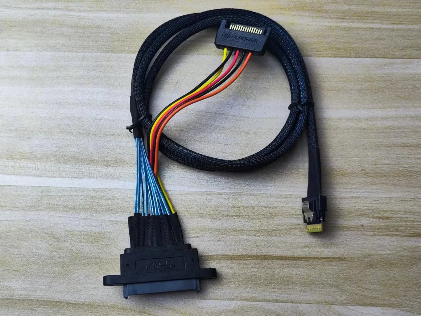 slim-sas-sff-8654-4i-nvme-u2-sff-8639-u2-solid-state-drive-adapter-cable