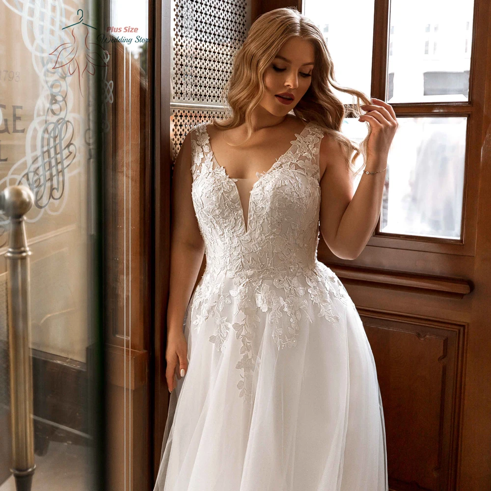 

Classic A-Line Wedding Dresses Plus Size V Neck Sleeveless Bride Gowns Appliques Back Zipper Floor Length Tulle Robe De Mariee