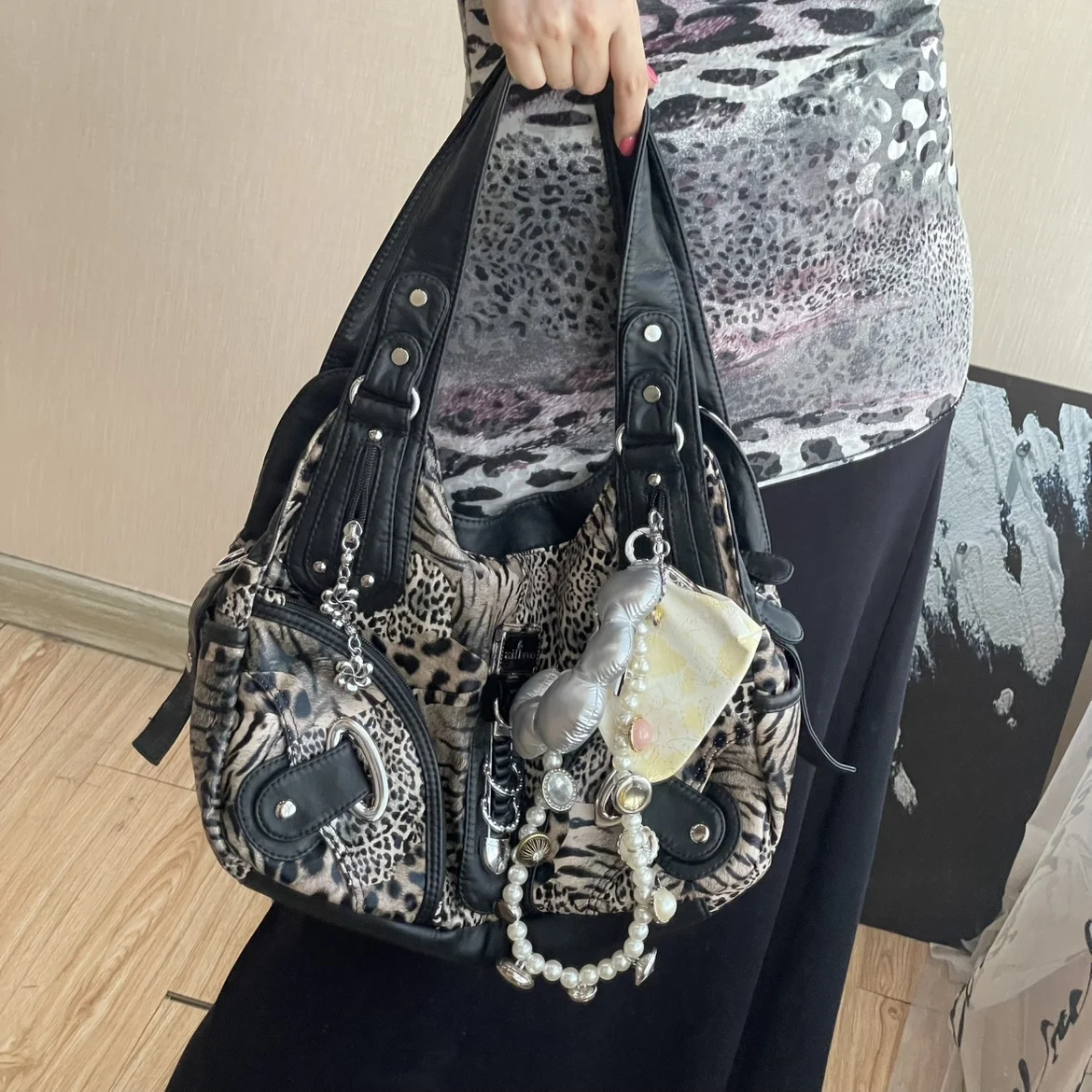 

Angel Kiss Vintage Original Y2K Leopard Tie Dye Tote Bag Crossbody Bag Tee Crooked Devil's Kiss Briti Sle Leisure Bapa
