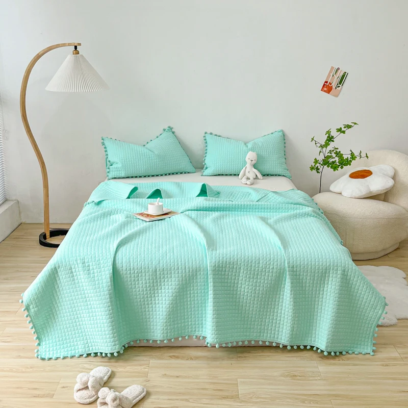 

2025 new solid color simple fashion fun ball lace washed cotton plaid quilted summer cool quilt washable quilt