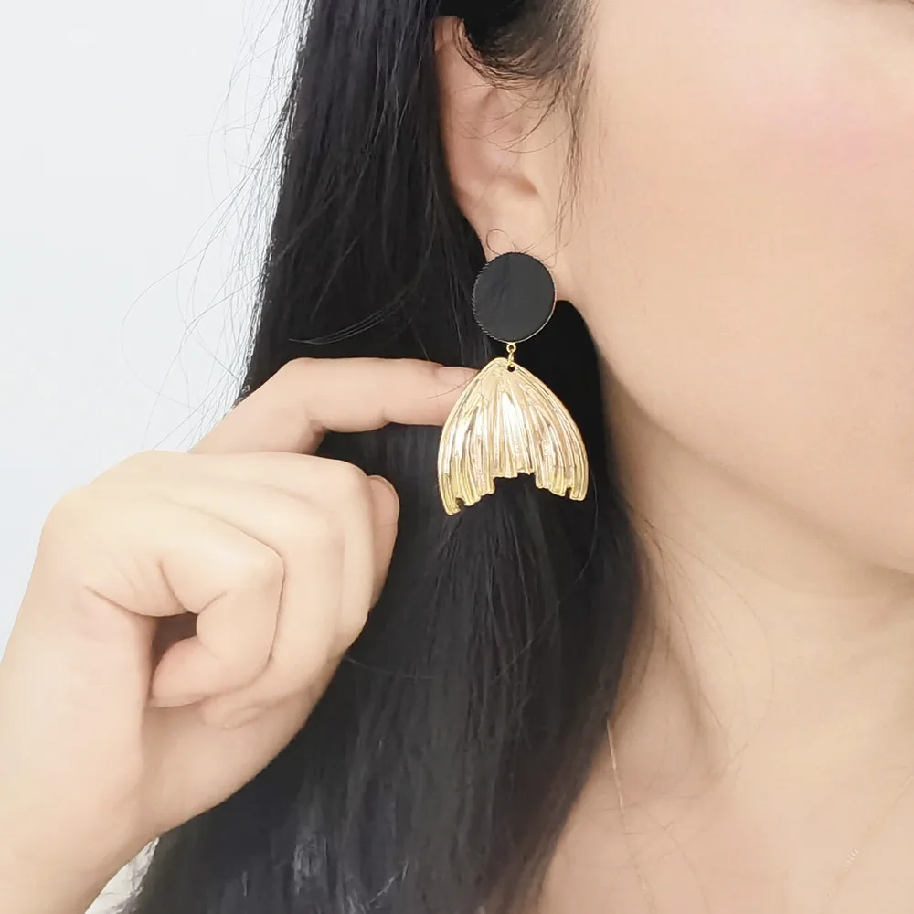 

Ocean Style Mermaid Tail Drop Earring For Women Fish Charm Ladies Earrings Birthday Korean Fashion Cute Wedding Gifts Jewelry
