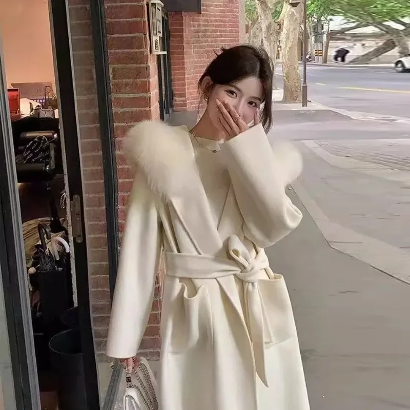 A High-end Tweed Overcoat for Petite Women Pure Color.This Is A New Mid-length Large-collar. Double-sided Woolen Coat for Women.