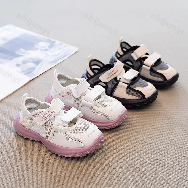 

Спортивные повседневные сандалии для девочек, лето 2024, новые модные трендовые удобные сандалии, детская обувь, дышащие сетчатые полые кроссовки