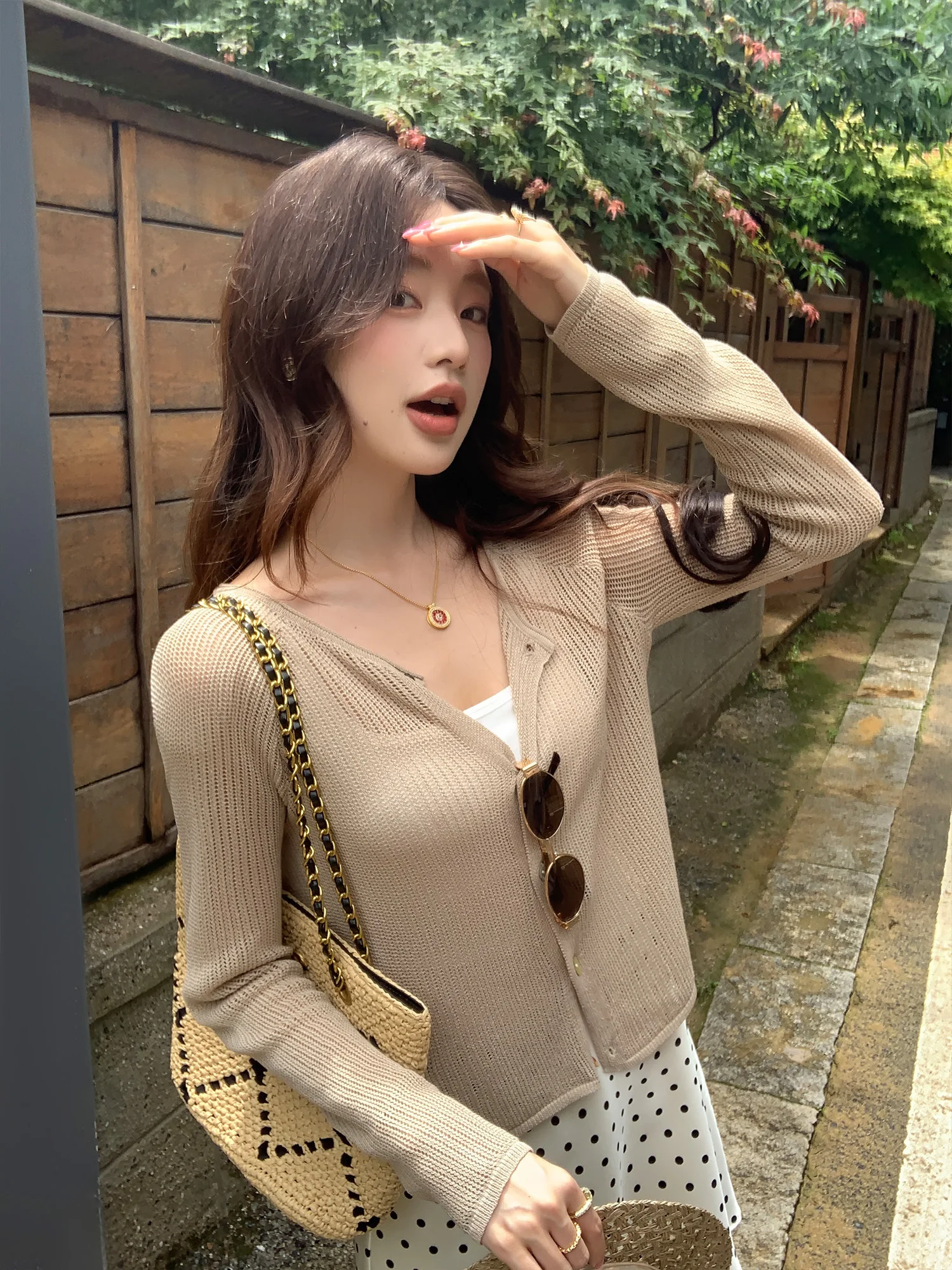 Pusumede Gentle Secret Knitted Hollow out Long Sleeve Light Weight Air Conditioning Women's Cardigan Stylish Simple Style