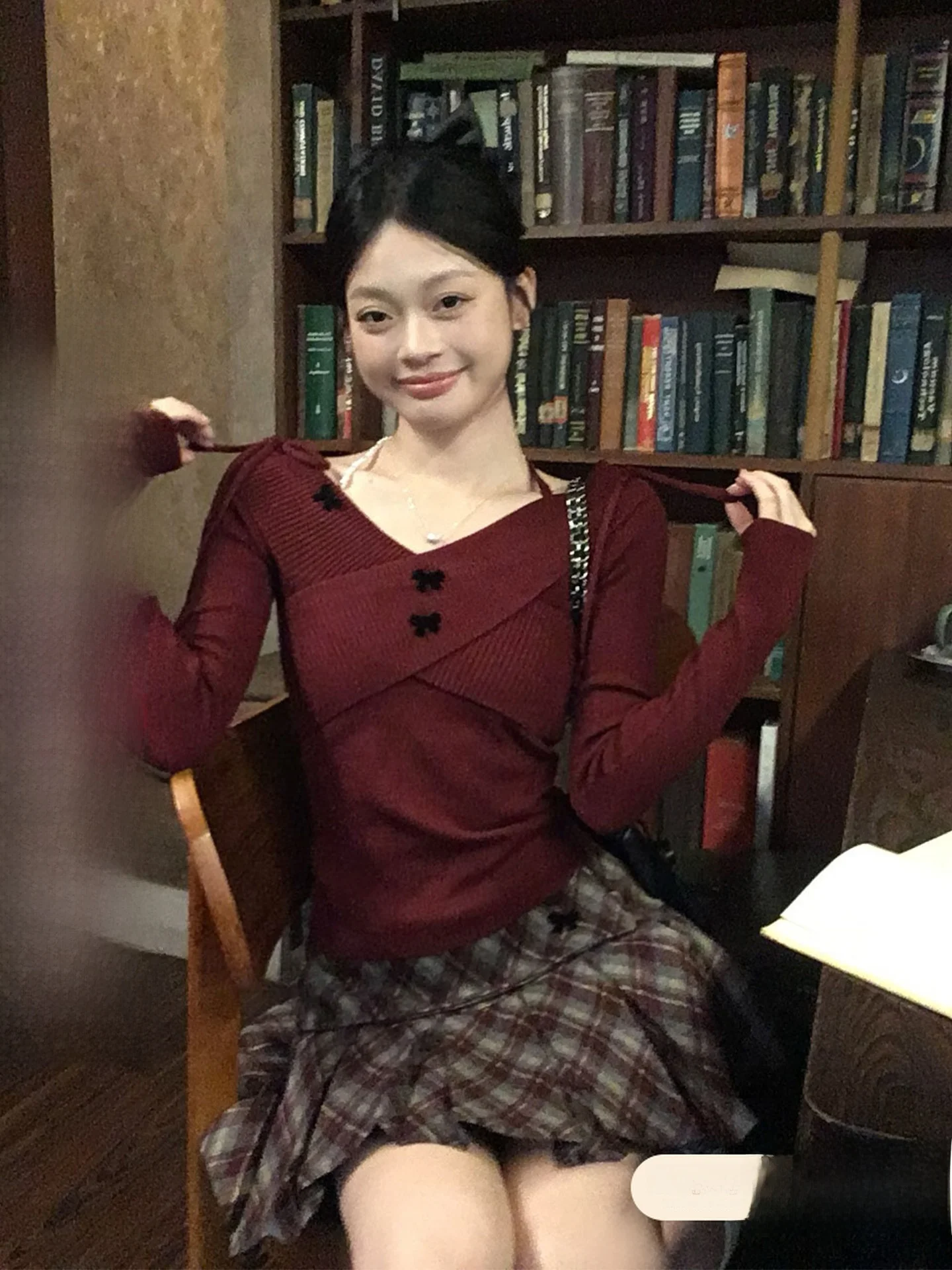 

Song Zhengen Wine Red One-oulder Knitted Sweater Women's Slim Fit New Design Trendy Top Commute Sle Long Sve V-Ne