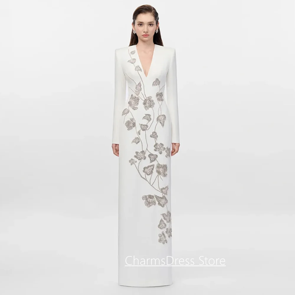 Maßgeschneidertes elfenbeinfarbenes Abendkleid, modernes, langärmliges, bodenlanges Ballkleid mit V-Ausschnitt, Kristallperlen und Rückenschlitz, Partykleider