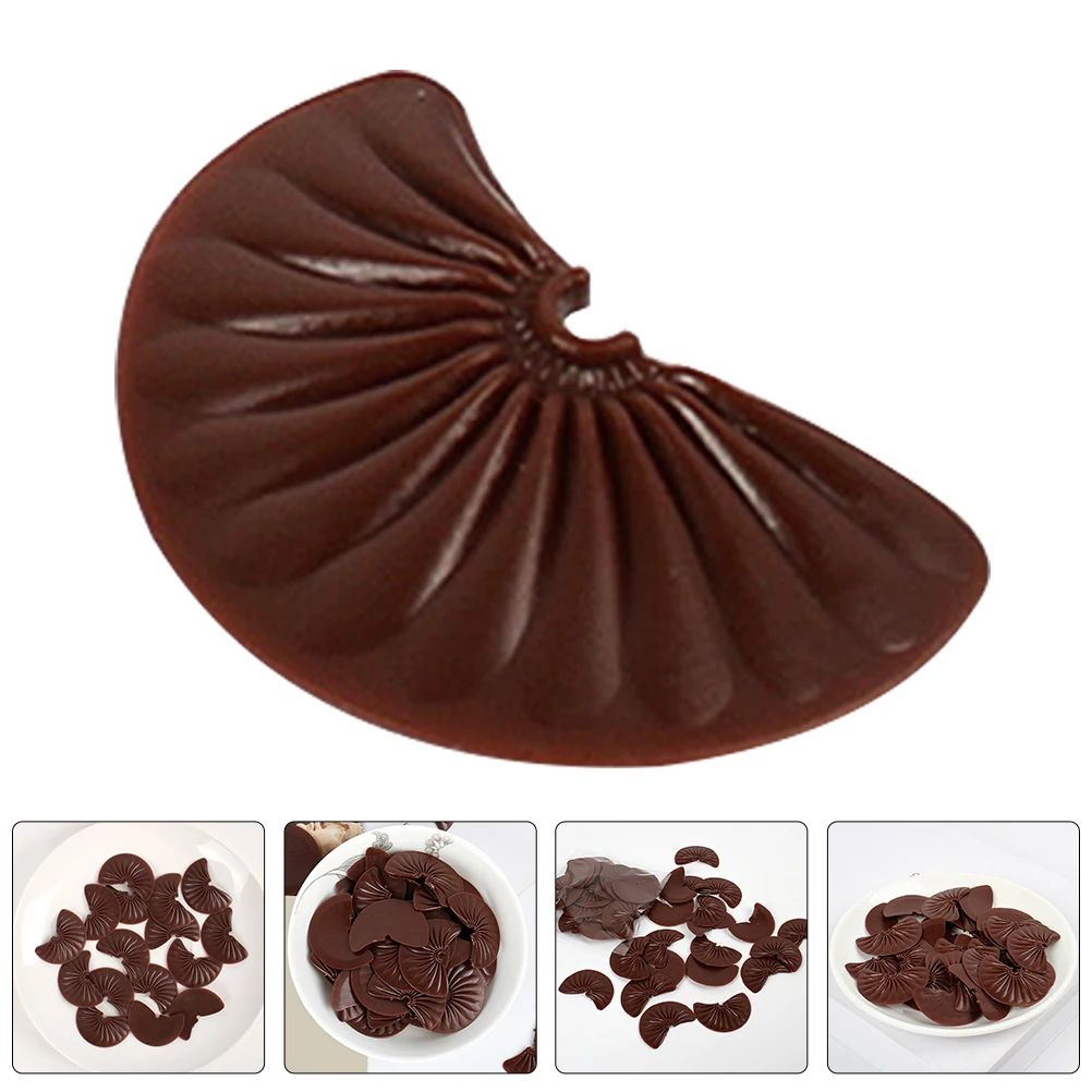 

Simulation Dessert Imitation Chocolate Chips Biscuit Model Fake Cake Chocolates Props Coffee