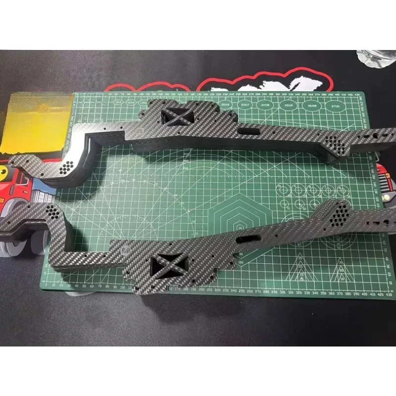 Carbon Fiber Ladder Frame Chassis Rails 4mm for YK 4061 1/6 RC Crawler Ultra Low Center Gravity Upgrade Parts  Fit Stock Holes