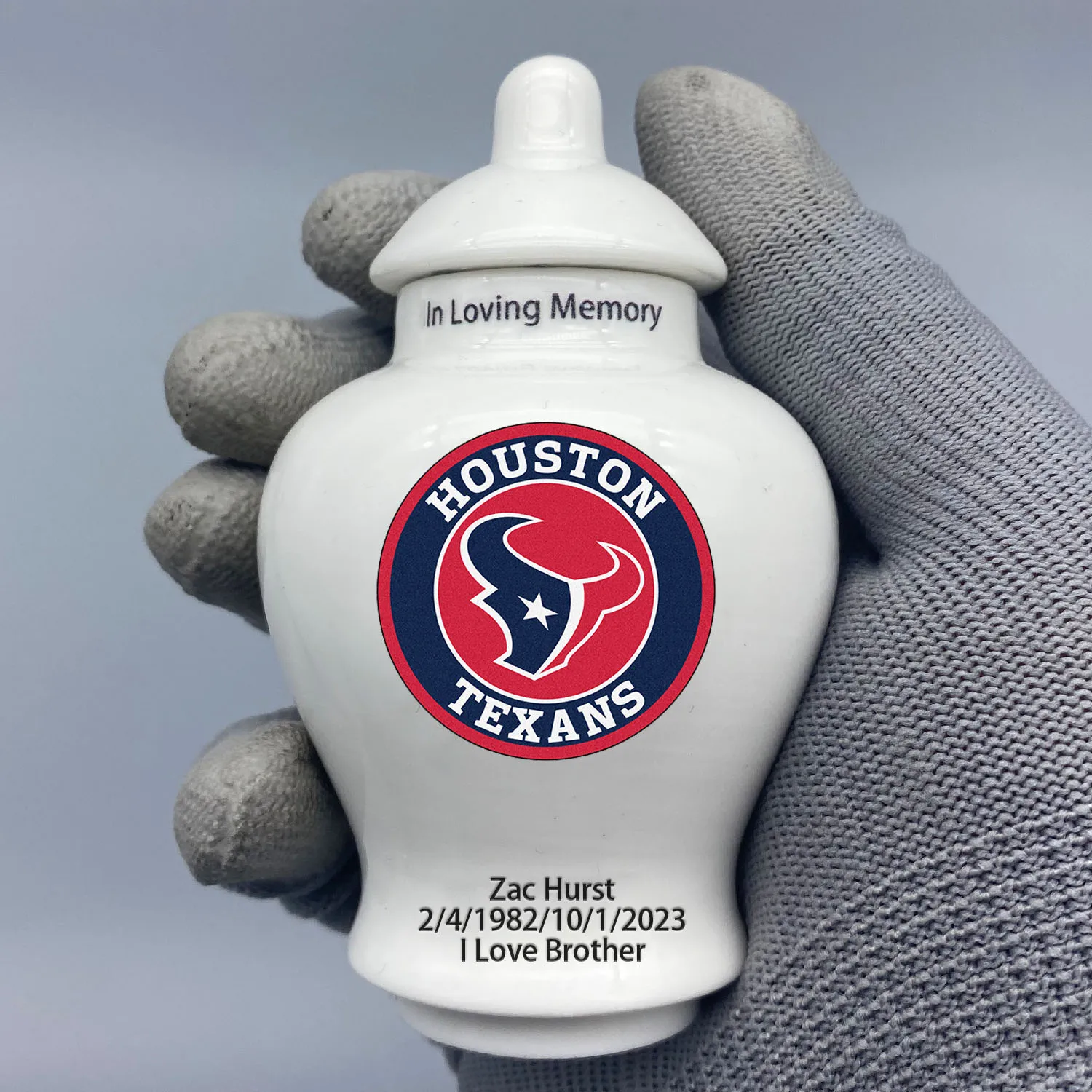 Mini Urn for Houston Texans-themed Logo Custom Urn.Send me the name/date you want to appear on the urn by Remarks Message.