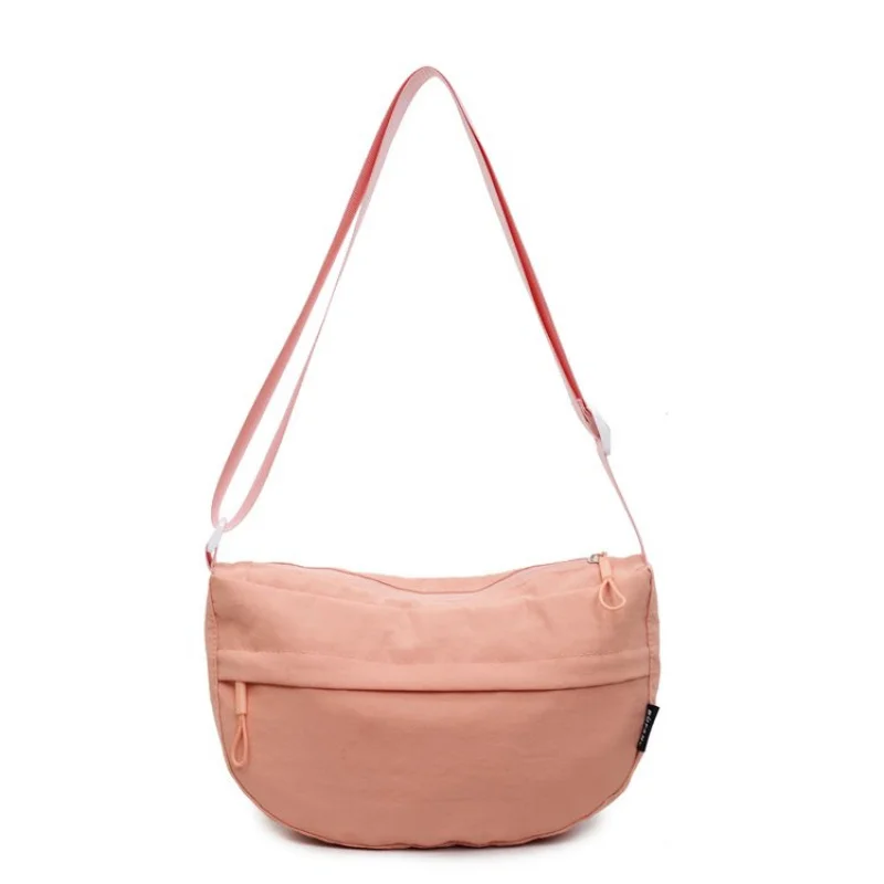 

Elegant Bag With Magnetic Closure For Ladies For Security And Streamlined Leather Profile Design