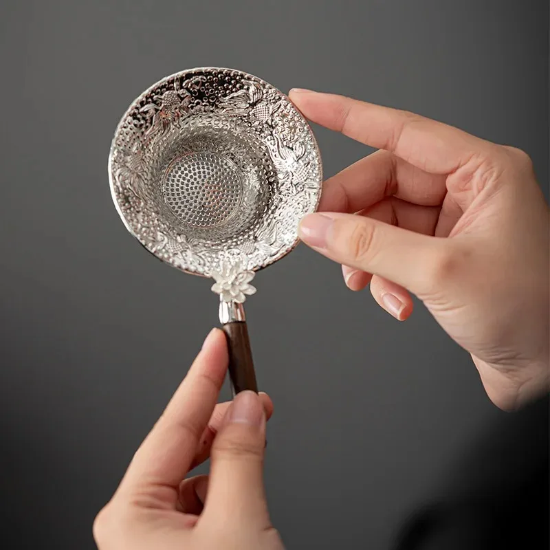 10 قطع سبائك اللوتس سنة مع الأسماك زهر البرقوق الشاي تسرب الشاي تصفية مقبض الخشب الصلب اليد مزورة طقم شاي الملحقات