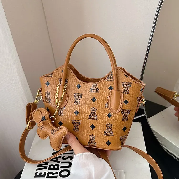 

2025 A/W Trendy Work Tote for Professionals, Spacious Laptop Bag Multi-functional Shoulder Crossbody, Lightweight Commuter Bag