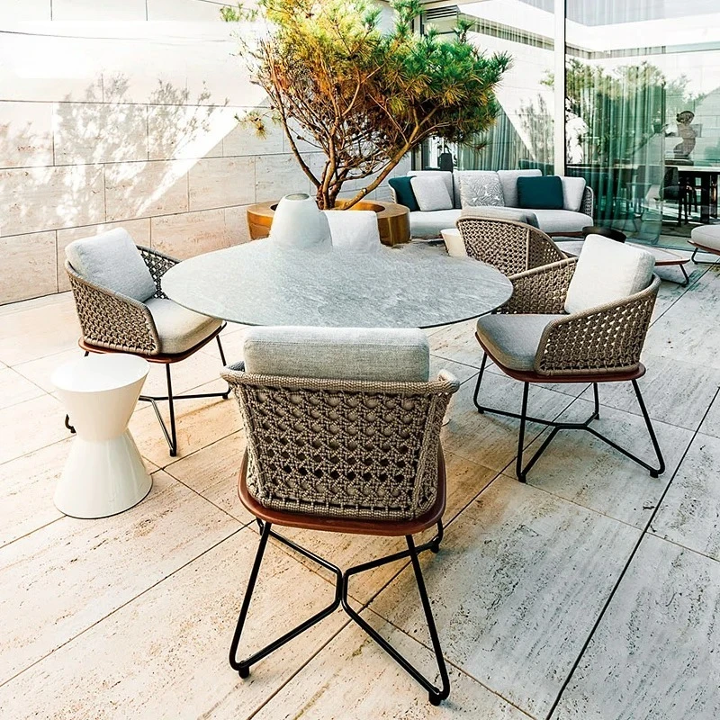 Zz طاولة وكرسي خارجي فناء B & B قسم المبيعات طاولة خارجية وكرسي في الهواء الطلق شرفة الفندق كرسي الروطان الترفيهي #2