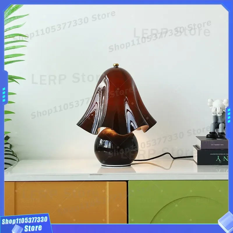 French Retro Handmade Glass Desk Lamp Luxury Ornament for Bedroom Bedside Study Living Room Medieval Style Light Decoration