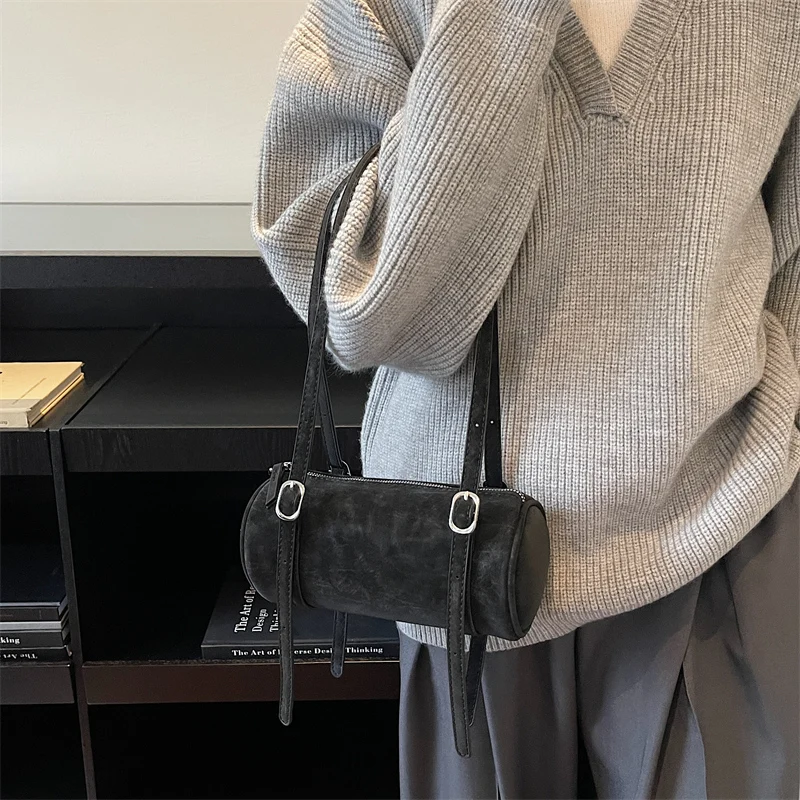 LEFTSIDE Women Small Shoulder Bag 2025 Winter New Trend Crossbody Bags Luxury Brand Solid Color Fashion Handbags and Purses
