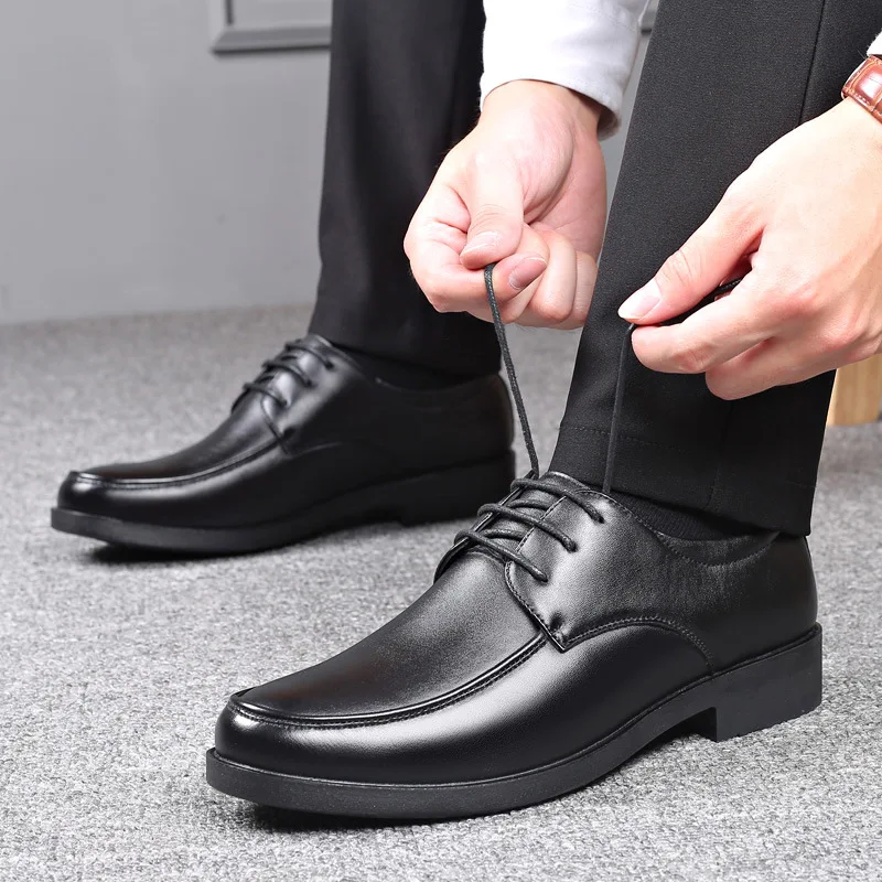 New Black Men Formal Shoes Autumn Winter Men Dress Shoes Brand Men Leather Shoes Men Classic Business Gentleman Big Size
