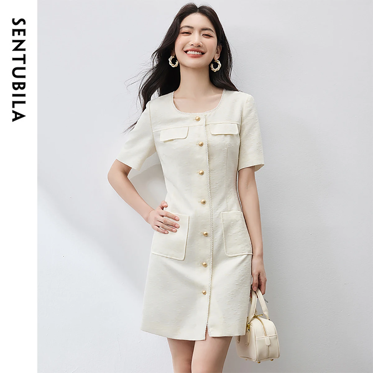 

SENTUBILA Luxury Style Women's Dresses 2025 Short Sleeve Spliced Button Square Collar Pearl Lace Relegant Mini Dress 152L59432