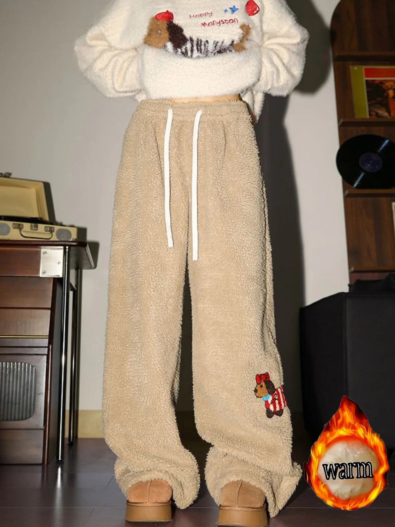 Trendy geborduurd hondenpatroon Dubbelzijdig fleece Casual Winter Nieuwe losse broek met rechte pijpen en wijde pijpen voor tieners met gevoel voor design, met fleece gevoerd en verdikt voor koudebestendigheid