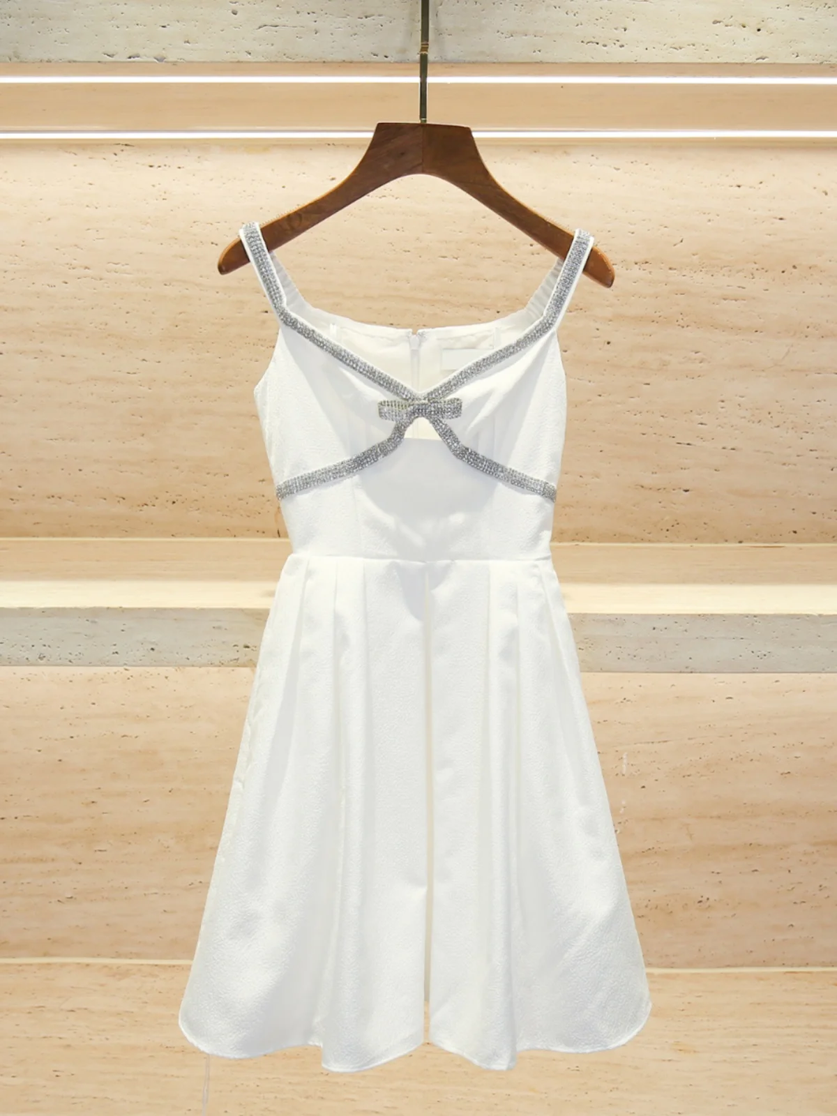White Diamond Embellished Hollow out Heavy Embroidery Strapless Dress Summer 2024 New Arrival A-Line  Dress for Women