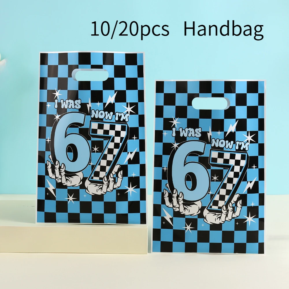 50/100PCS Sacs à main imprimés à carreaux bleus et noirs numéro 67, sacs de fête, sacs cadeaux pour collations et bonbons