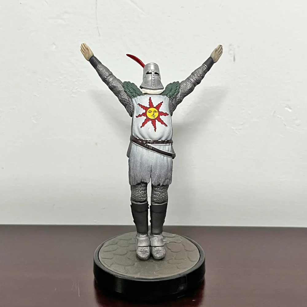 Figura Dark Souls - Caballero Solar | Estatua Decorativa De 10 Cm | Personaje De Videojuego | Detalle Regalo Para Fans De La Saga | Material PVC De Calidad