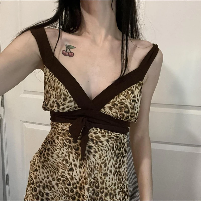 Cuteandpsycho Leopard Print V-neck Camisole Sleeveless Vintage Irregular Cute Aesthetic 90s Clothes Sexy Grunge Tops for Women