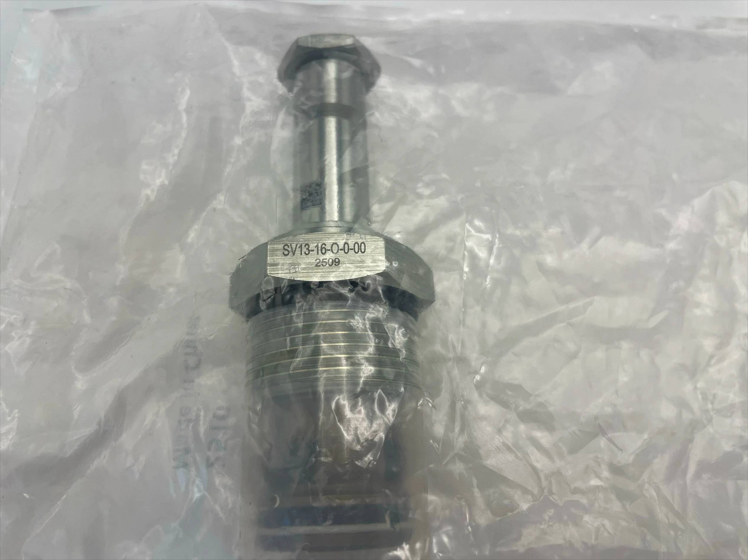 100% original genuine SV13-16-O-0-00 plug-in valve solenoid valve core