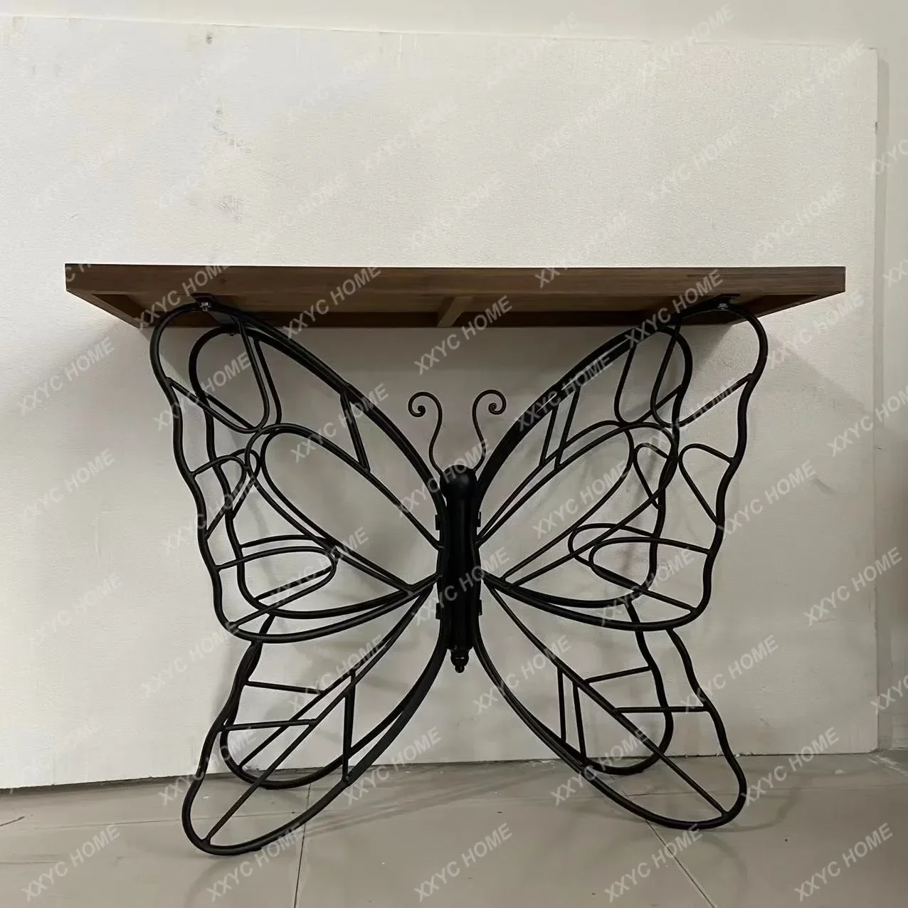 A Retro Idyllic Outdoor Solid Wood Table Butterfly Iron Tea Table American Country Entrance