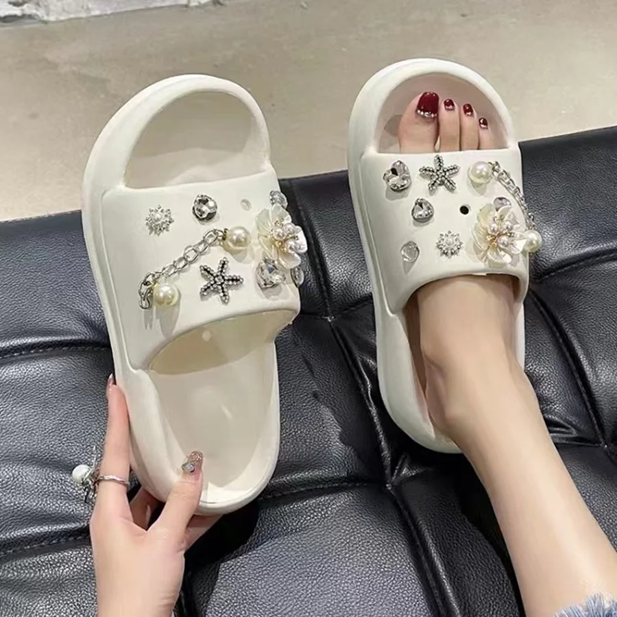 New Style Pearl flower design Vintage Fashion Clogs Shoe Accessories Elegant Shoe buckle decoration Diamond Charms woman gifts