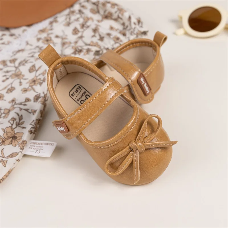 

Adorable Toddler Girls Mary Jane Shoes with 3D Bow Detail Anti-slip Soft Sole Walking Shoes for Spring and Autumn Stylish