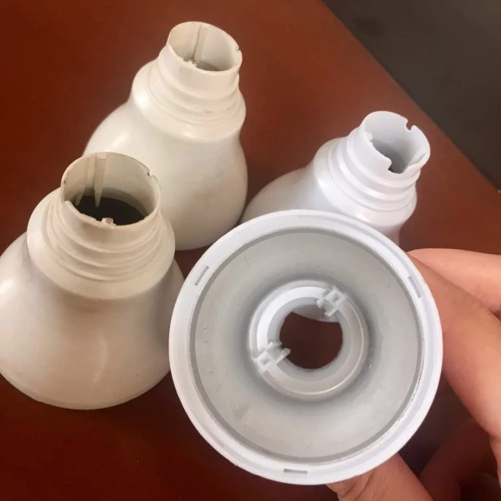 Nuevo equipo de producción, soporte de lámpara de plástico Led, máquinas de moldeo de pantalla, fabricación de lámpara de máquina Led