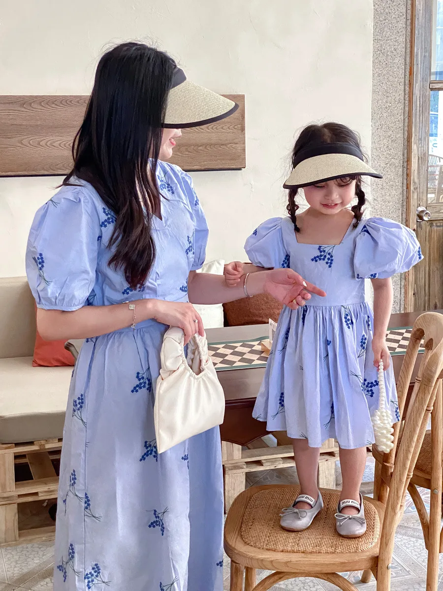 Family Matching Clothes Summer Dress Mother Daughter Solid Short Sleeve Cotton Dress Women Dress Girl Embroidered Flowers Dress