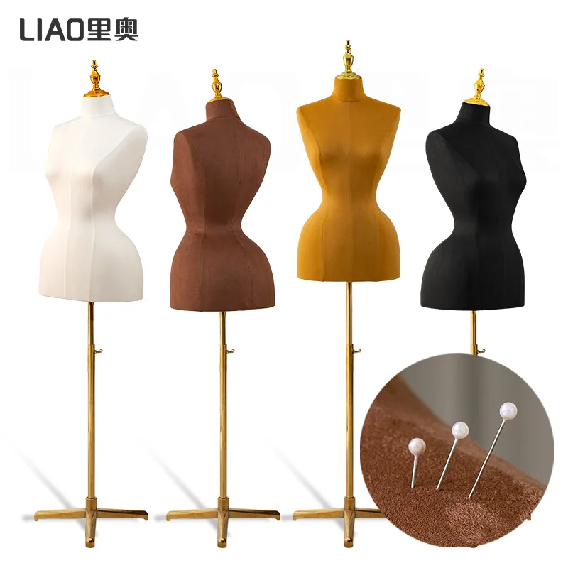 mannequin-femme-en-velours-pour-robe-de-mariee-avec-hanches-larges-et-courbes-buste-superieur-sans-tete