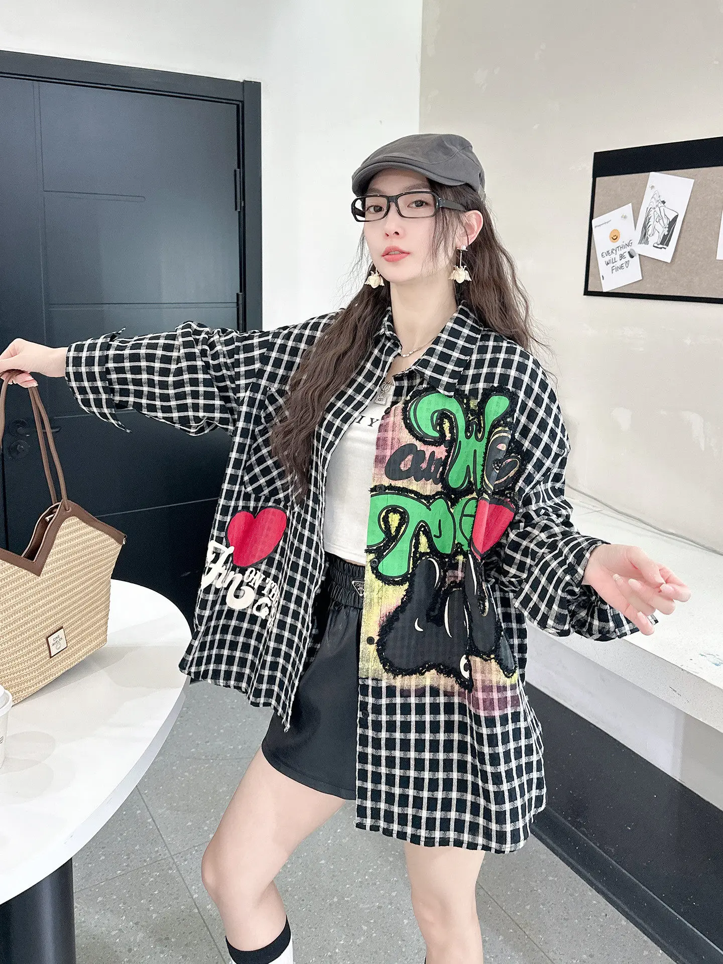 

European Style Plaid Shirt Women Longline Oversized Cartoon Print Layering Top Casual Chic Trendy Fall Spring Wholesale